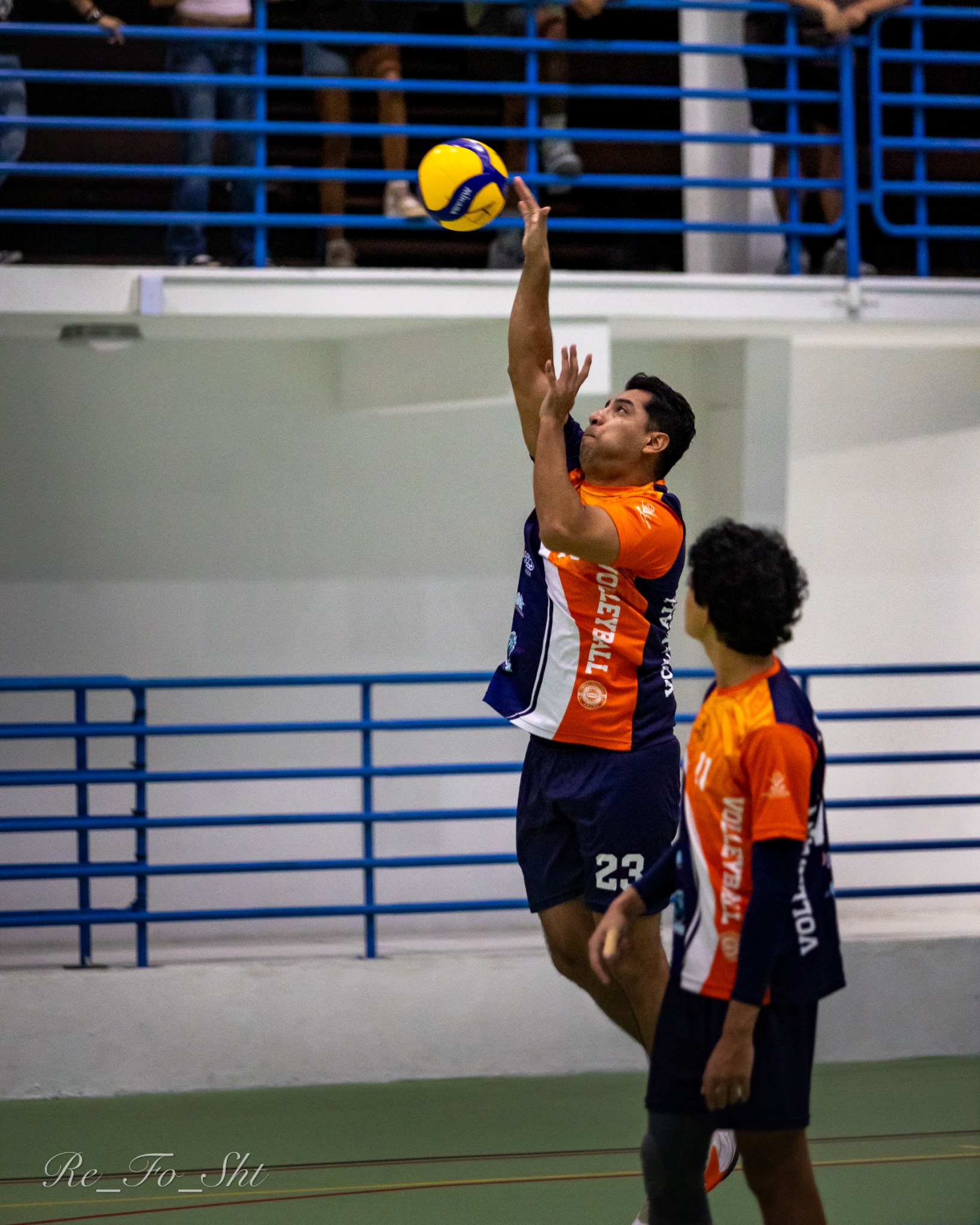 Synergy athlete serving